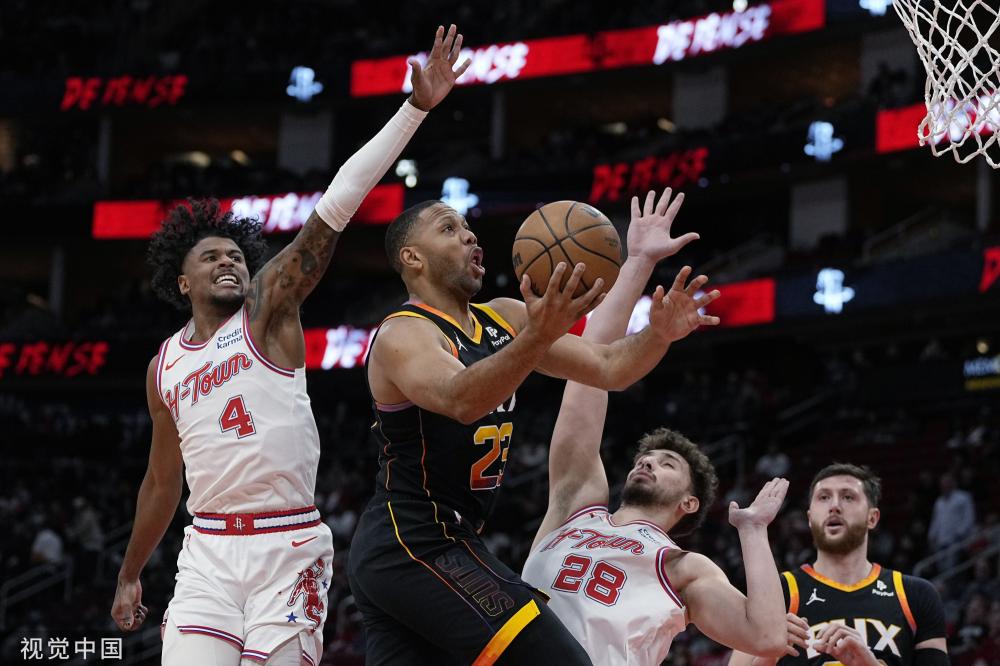 进球功臣之一，达洛特赛后晒照：在老特拉福德球场的欧战之夜.